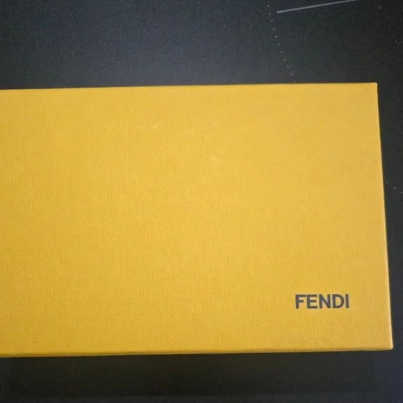 Fendi Burgundy Card Holder. Full inclusion with coa. - Picture 9 of 10